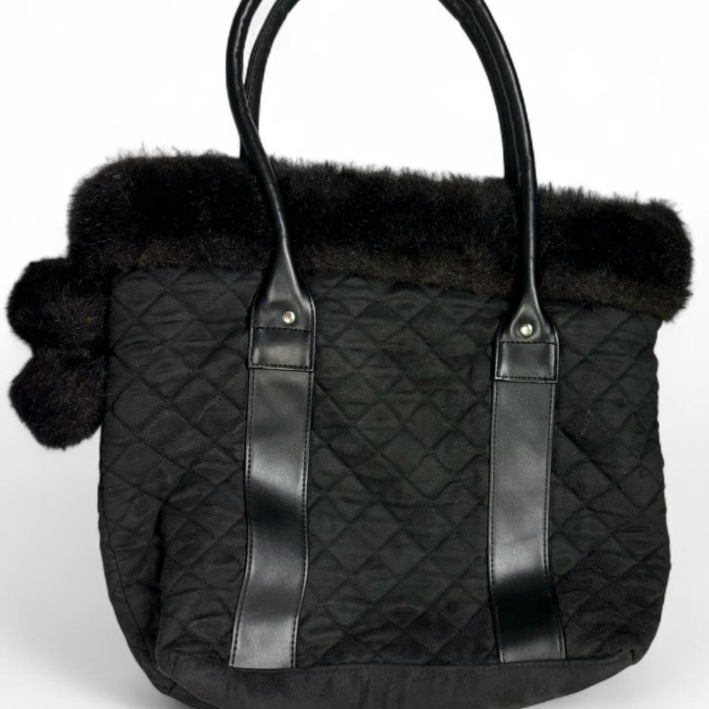 Unbranded Black Quilted Handbag with Faux Fur Trim and Pom Pom Accent